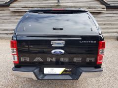 FORD RANGER 2.0 EcoBlue Limited Double Cab Pickup Auto 4WD (s/s) 4dr (EU6) - 932 - 17
