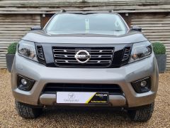 NISSAN NAVARA 2.3 dCi N-Guard Double Cab Pickup 4dr Diesel Auto 4WD Euro 6 (190 ps) - 990 - 2