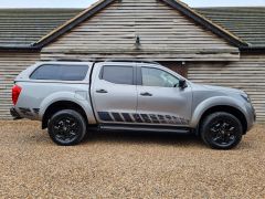 NISSAN NAVARA 2.3 dCi N-Guard Double Cab Pickup 4dr Diesel Auto 4WD Euro 6 (190 ps) - 990 - 26